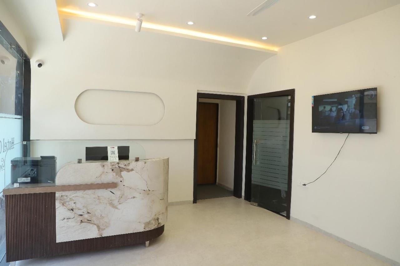 Hotel Cosmos Green Indore Exterior photo